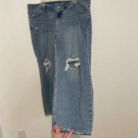 OLD NAVY Mid Rise Boyfriend Loose Jeans Light Wash Distressed Ripped Jeans 18 R - Picture 9 of 16